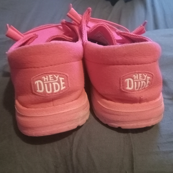 Hey Dude Vibrant Pink Shoes - Picture 3 of 4